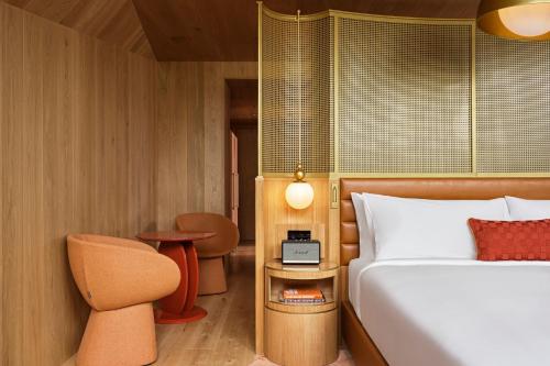 Cozy Studio King Suite