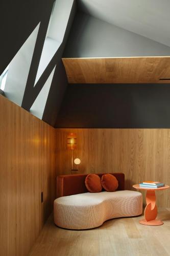 Cozy Studio King Suite