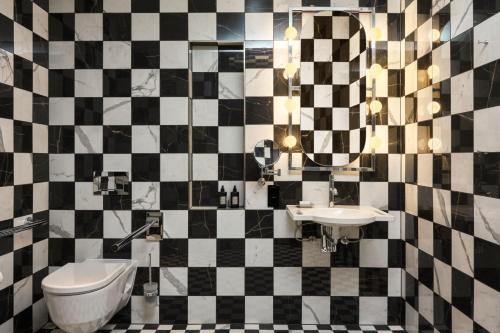 Deluxe Twin Room with Street View