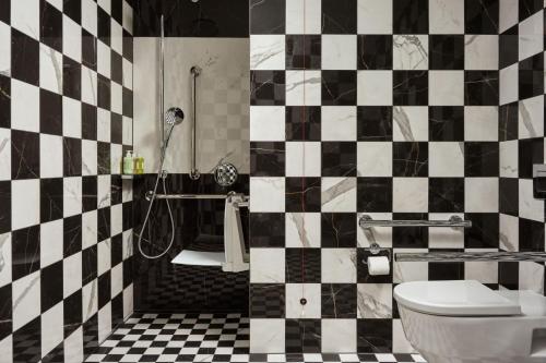 Deluxe Twin Room with Street View