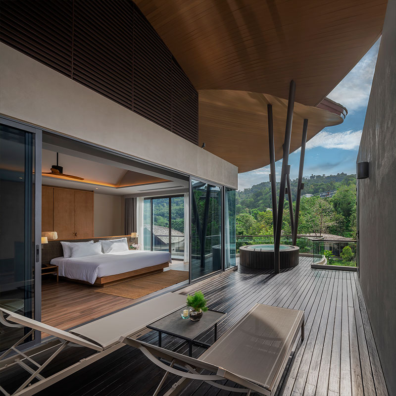 Private Loft with Whirlpool