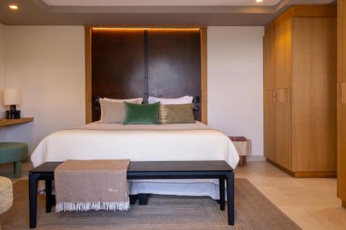 Deluxe Room with Sea View