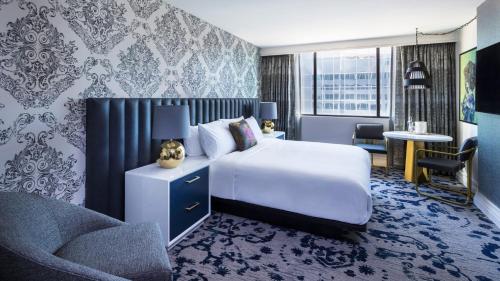 Classic King Room - Mobility Accessible with Roll-in Shower