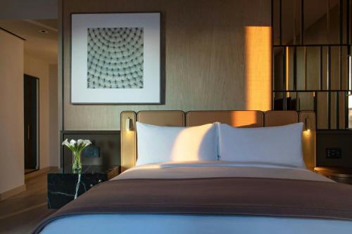 Liberty One-Bedroom King Suite with Sofa Bed and Roll-In Shower - High Floor/Mobility/Hearing Accessible