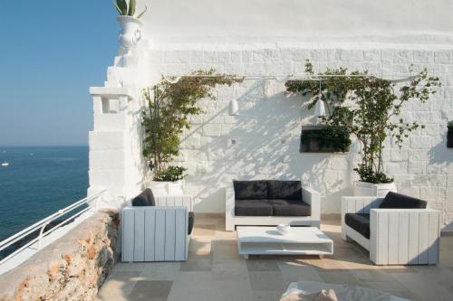 Suite with Terrace - Separate Building