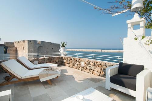 Suite with Terrace - Separate Building