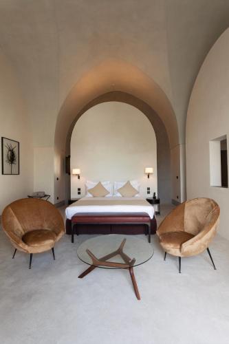Standard Double Suite