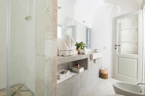 Junior Suite With Pool View
