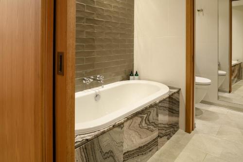 Double Room - ROOMY-BATH