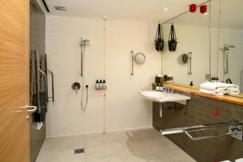 Double Room ACCESSIBLE (wheelchair friendly)