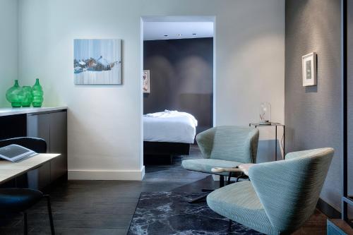 Junior Suite with Garden View