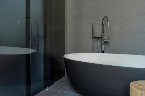 Courtyard Duplex Suite