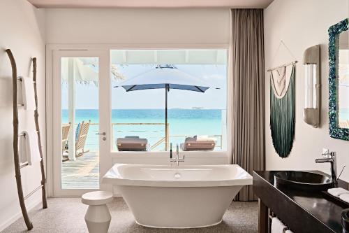 Lagoon Villa