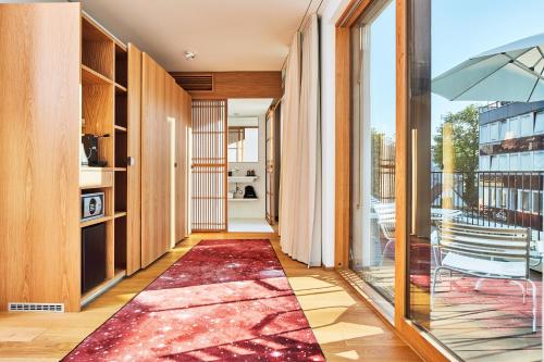 Terrace Club Suite 