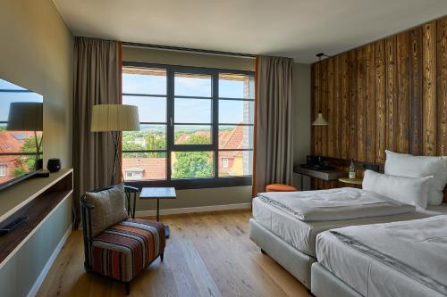 Double Room with View