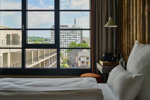 Double Room with View