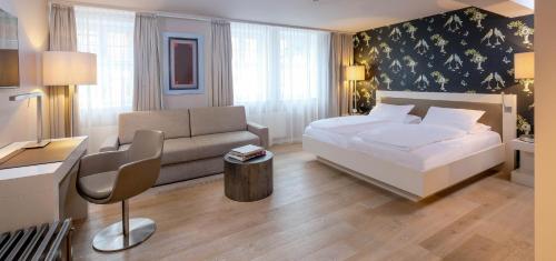 Large Double Room