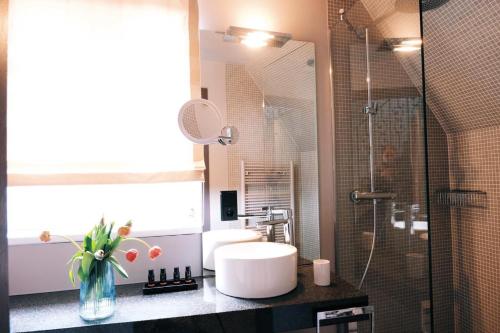 Single Room with Shower