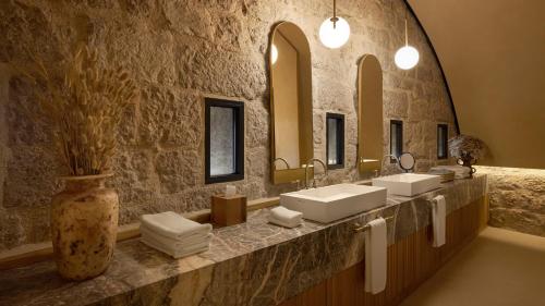 Sky Suite – Fortress View