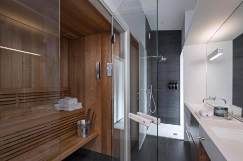 Suite with Panoramic Sea View