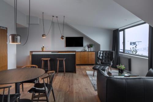 Suite with Panoramic Sea View