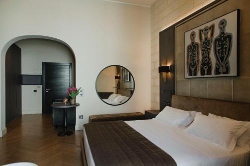 Superior King Room 
