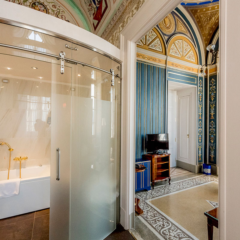 Winston Churchill Suite, Lake View