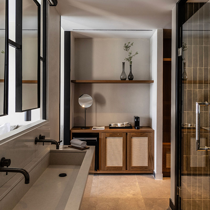 Garden Suite with Sea View