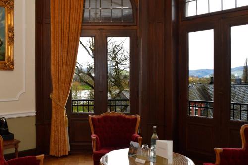 One Bedroom King Suite