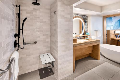 Ocean Front King Suite with Sofa Bed - Mobility Accessible with Roll-In Shower