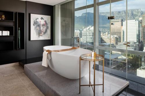 Presidential King Suite