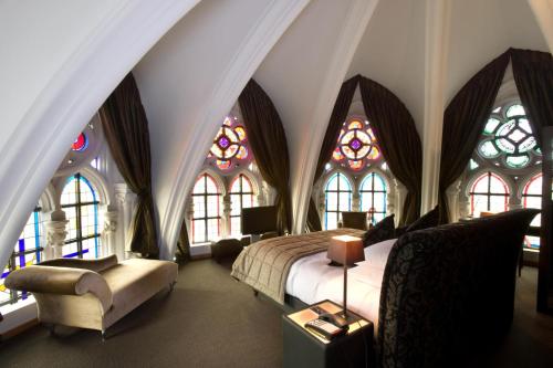 Elite Junior Suite in Church area
