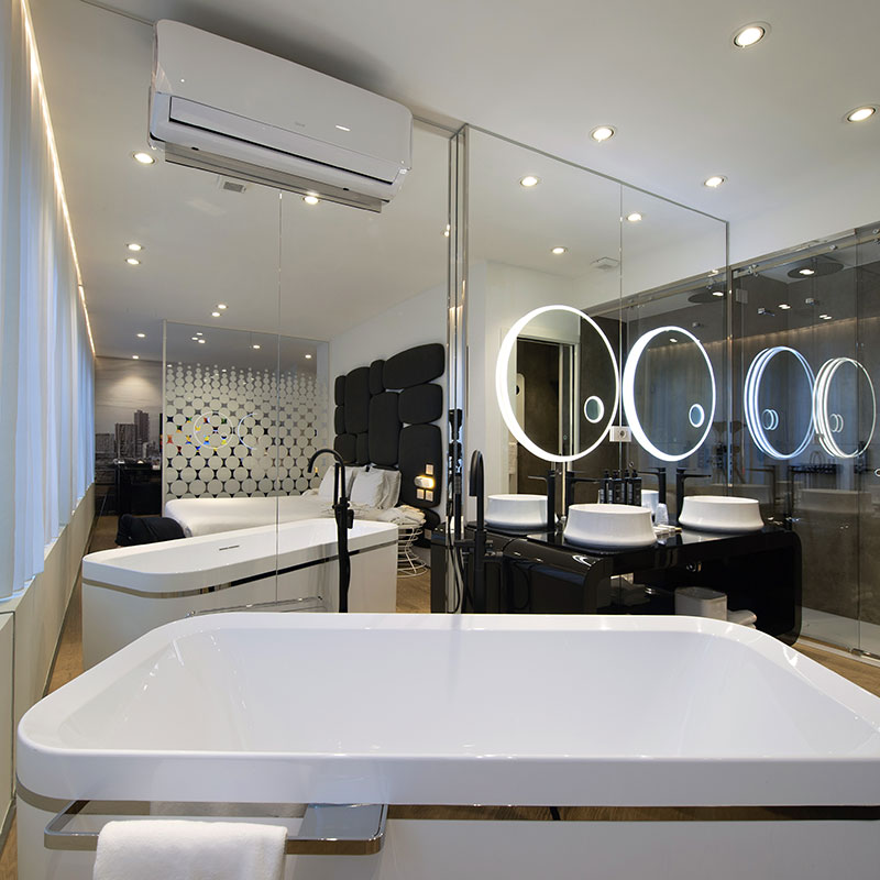King Suite  with Jacuzzi