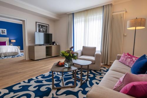 One Bedroom Suite
