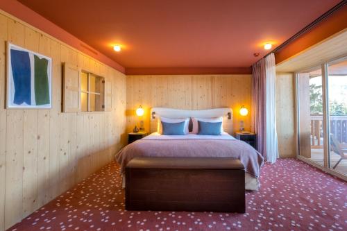 Junior Suite with Valley View