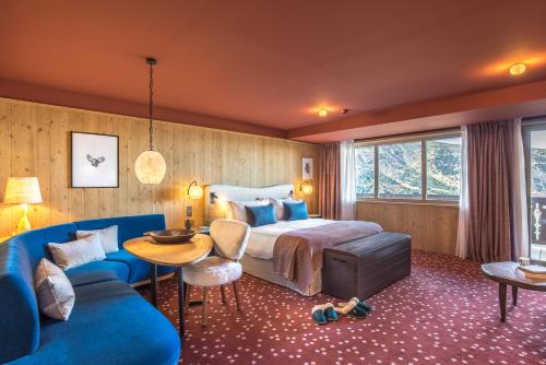 Junior Suite with Valley View