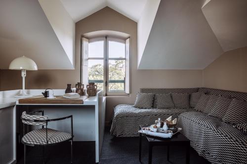 Deluxe King Suite
