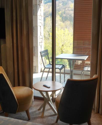King Room with Garden View