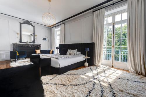 Deluxe Room at the Chateau