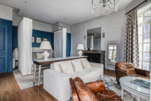 Junior Suite with Mountain View -  Chateau