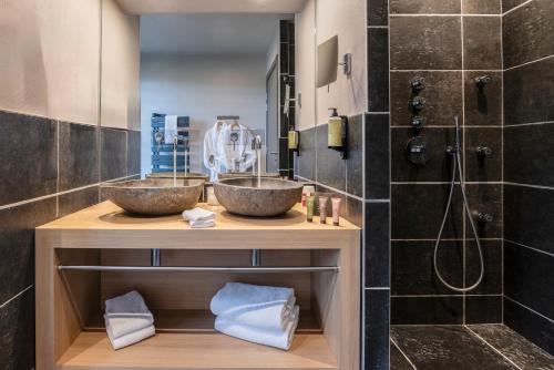 Luxe Suite with Mountain View - Maison des Ecureuils (annex)