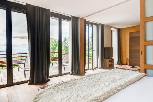 Family Suite with Mountain View - Maison des Ecureuils (annex)