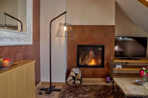 Family Suite Duplex at Maison des Ecureuils (annex)