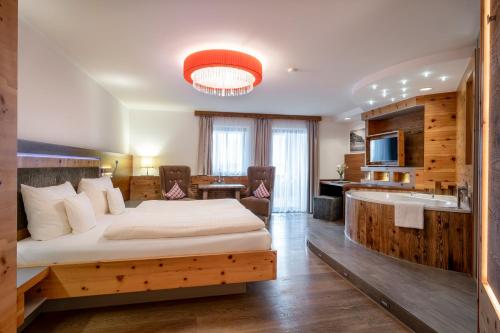 Deluxe Double Room - Harmony