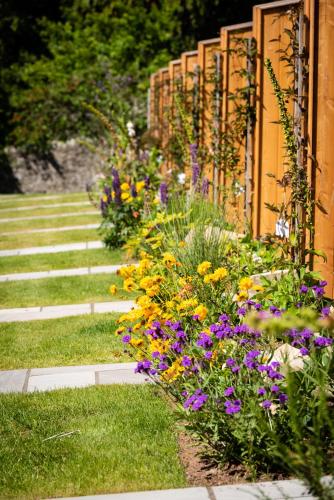 Walled Garden Private Terrace