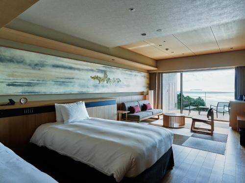 Deluxe Twin Room​ on Higher Floor with Open-Air Bath Japanese style / 3-person capacity