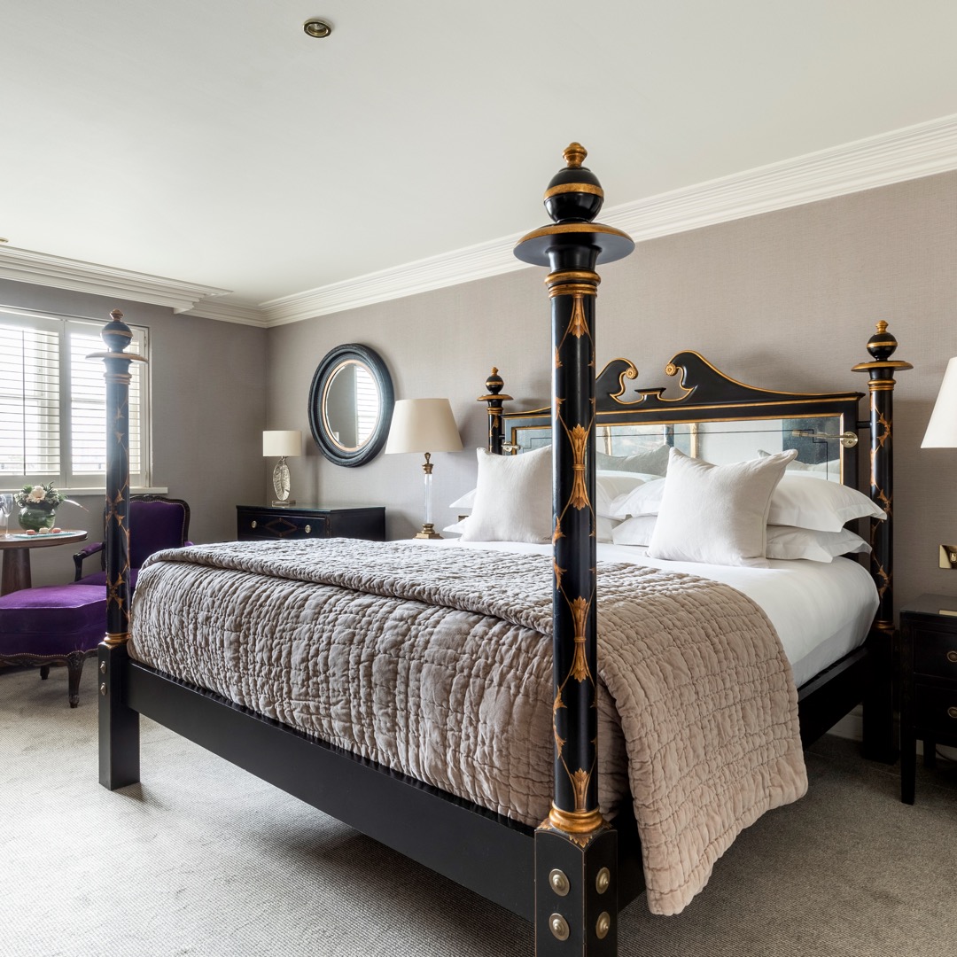 Studio Suite - Four Poster Bed