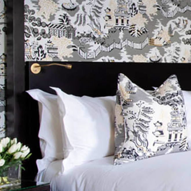 Studio Suite - Four Poster Bed