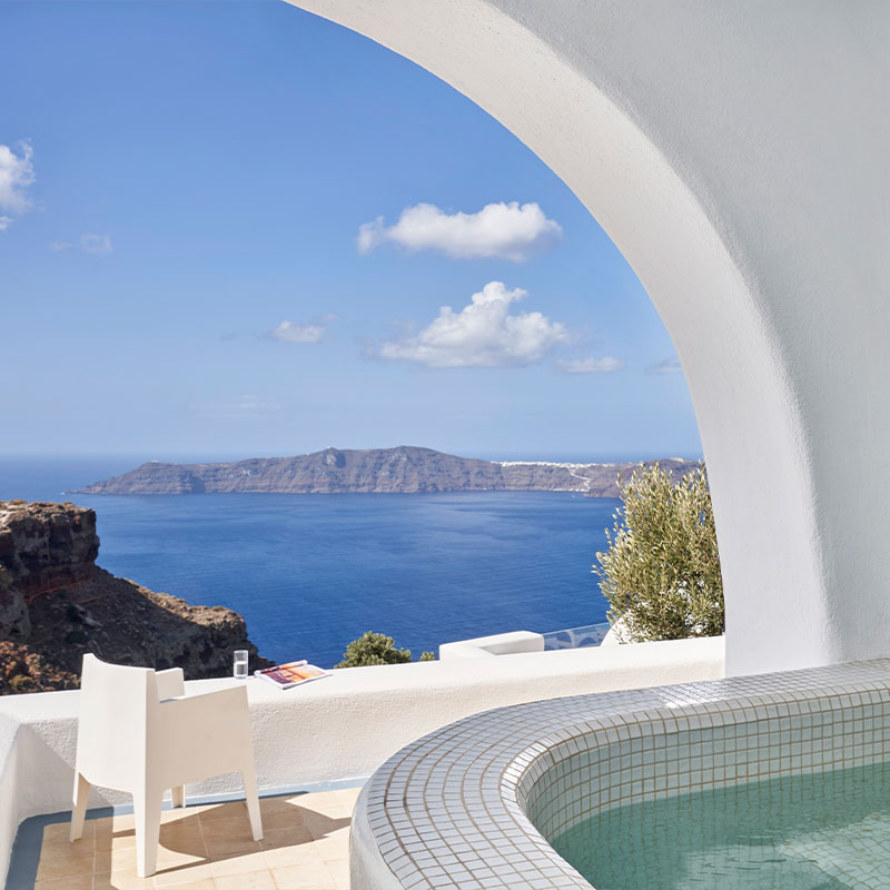 Suite with Outdoor Jetted Tub