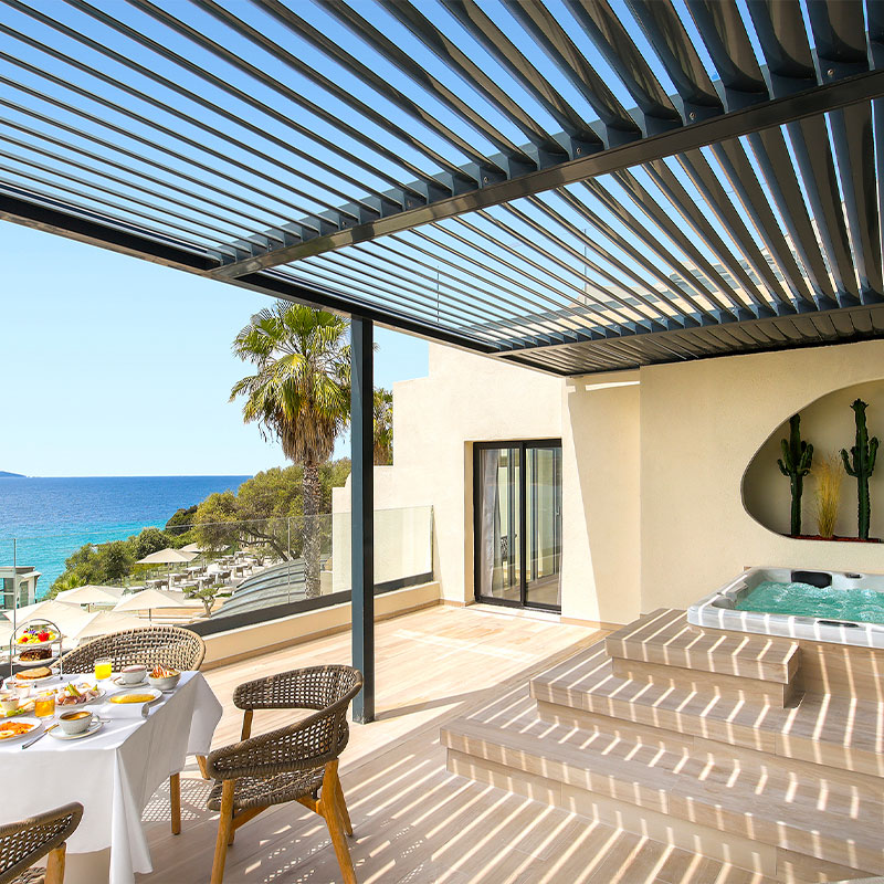 Jacuzzi Suite